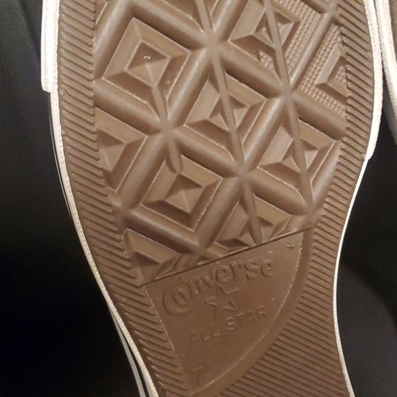 SOLD!! CONVERSE All Star Mary Jane Sneaker - Size 9 - Picture 10 of 10